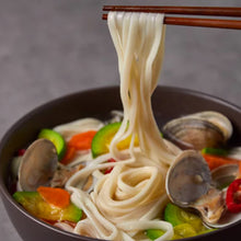 Cargar imagen en el visor de la galería, Fideos Coreanos Kalguksu Ottogi – Tallarines Coreanos Tradicionales de Trigo 500g