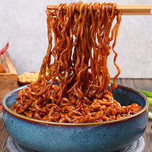 Cargar imagen en el visor de la galería, Fideos Ramen Coreano Chacharoni Jjajang Halal 140g SamYang
