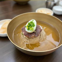 Cargar imagen en el visor de la galería, Fideos Soba Coreano Naengmyeon Para Fideos Fríos Coreanos Mul Naengmyeon 624g Wang