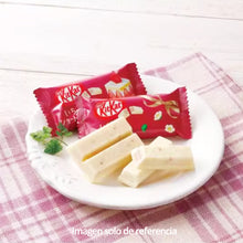 Carregar imagem no visualizador da galeria, Kit Kat Japonés - Pastel de Fresa (Strawberry Shortcake) | 10 Mini Unidades 116G