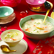 Cargar imagen en el visor de la galería, Shiitake en Polvo Condimentos de Shiitake 200g Vegan Halal Lee Kum Kee