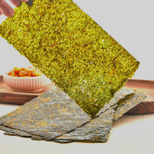 Cargar imagen en el visor de la galería, Snack de Alga Nori Sabor a Kimchi 4g x 3