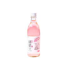 Cargar imagen en el visor de la galería, Soju Coreano Lotte Sabor Lichi | 375ml | Licor Dulce Asiático