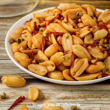 Cargar imagen en el visor de la galería, Cacahuetes con Pimienta Sichuan y Picante 110g Huangfeihong

