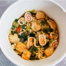 Cargar imagen en el visor de la galería, Ramen Udon Tempura Cup 111g Nongshim
