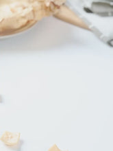 Cargar y reproducir el video en el visor de la galería, Snacks Sabor a Gambas 40g Qishi
